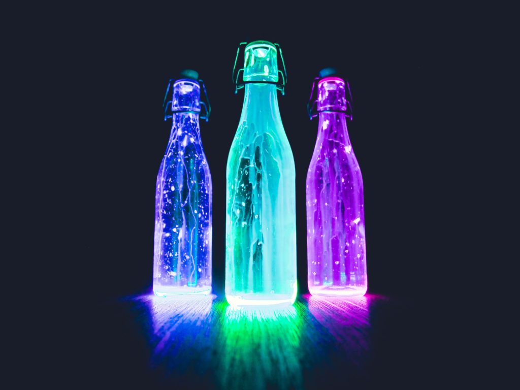 How to pick the right lighting for your black light party - Lights